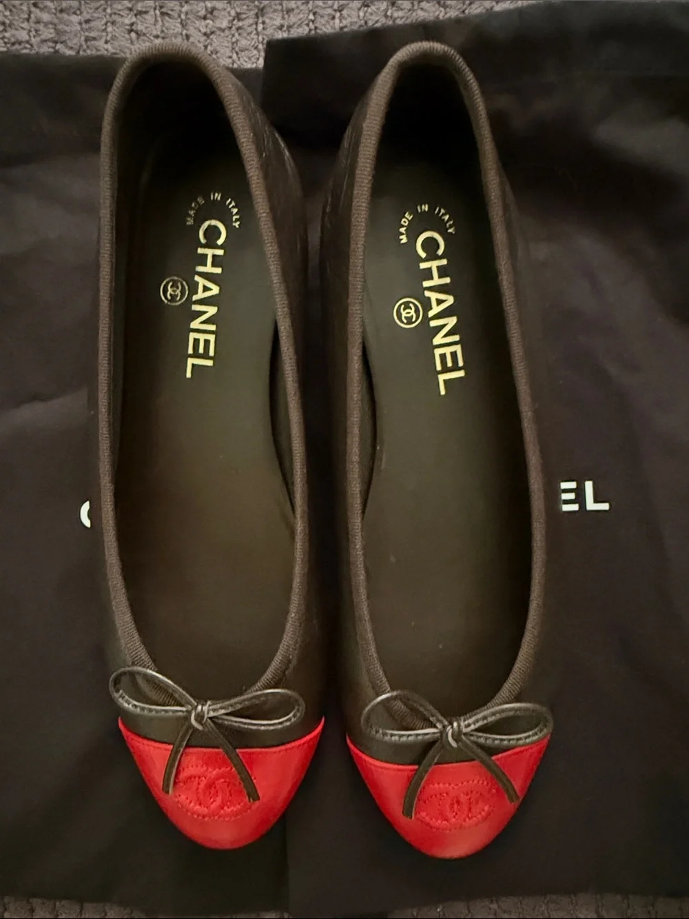 CHANEL Brown/red ballet flat - Picture 1 of 8